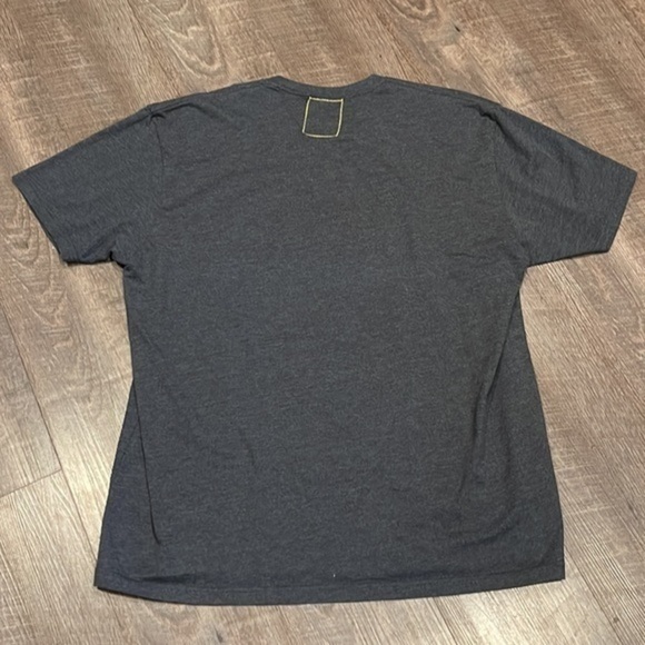 Kid Dangerous Lightening Bolts Kitty T shirt - Picture 4 of 4